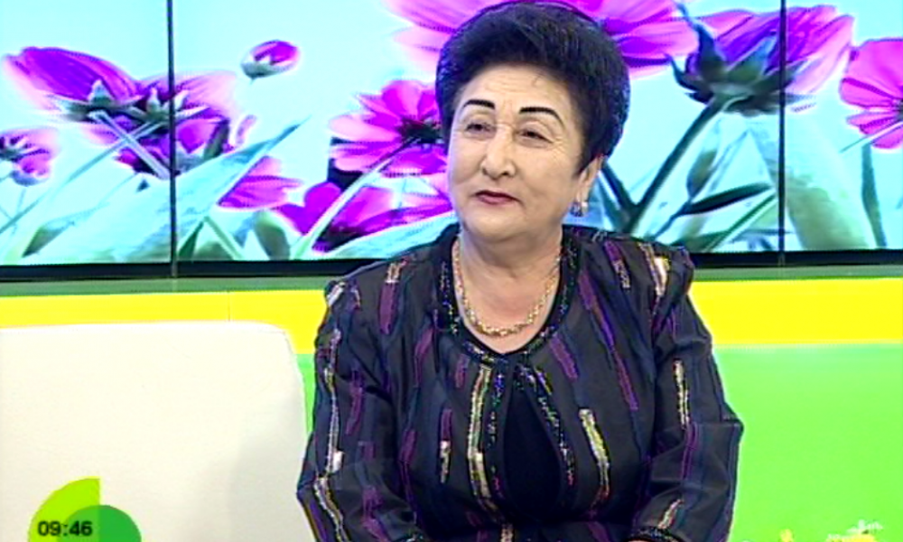 Заманада конокто КР эл артисти Гүлшайыр Садыбакасова 