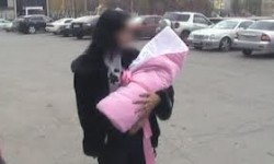Сокулук районунун тургуну аялын 3 баласын сатты деп айыптап жатат