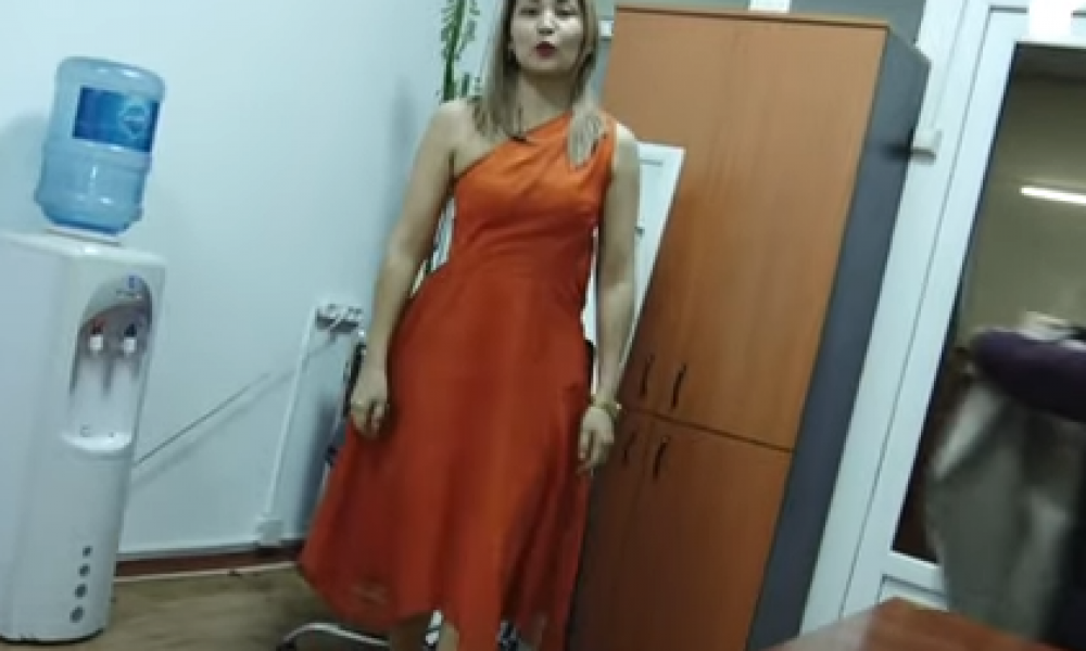 Кантип уялчаактык мүнөздөн арылса болот?