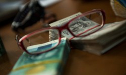 Учёным в Кыргызстане планируют втрое увеличить надбавки к зарплате