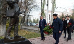 В Бишкеке почтили память журналиста Геннадия Павлюка