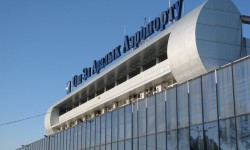 Cегодня в полдень аэропорт в Оше возобновил работу 