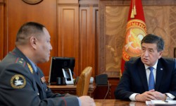 С.Жээнбеков принял министра внутренних дел КР Улана Исраилова