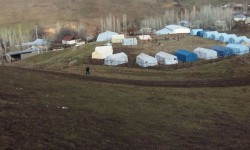 В Алайском районе устанавливают палатки для жителей сёл, где возможны сходы оползней