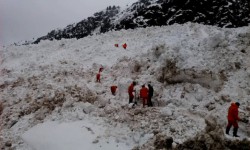 На трассе Бишкек - Ош накануне сошли ещё три лавины