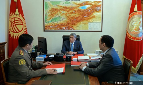 Президент куралдуу күчтөр арасында кеңешме өткөрдү