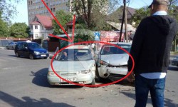 Элдик репортер: на пересечении улиц Рыскулова и Уметалиева произошло 4 аварии за месяц