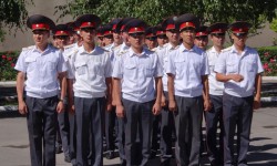 Чет элдик жарандан акча талап кылган милиция кызматкерлери кармалды
