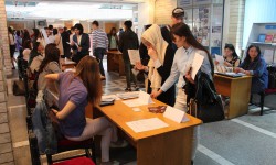 В Бишкеке прошла ярмарка вакансий и профессий