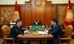 С.Жээнбеков: "Требую жёсткого наказания всех виновных в смерти девушки"