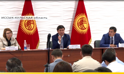 Глава правительства встретился с представителями туристической отрасли