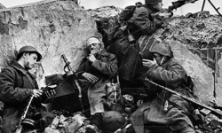 Панфиловчуларды эскерүү саамалыгы Орусияга берилет