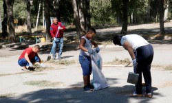 В рамках Всемирного дня чистоты в Бишкеке прошел субботник