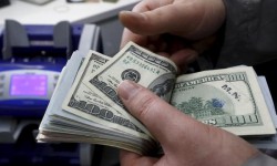 Переводы трудовых мигрантов из России в Кыргызстан побили рекорд