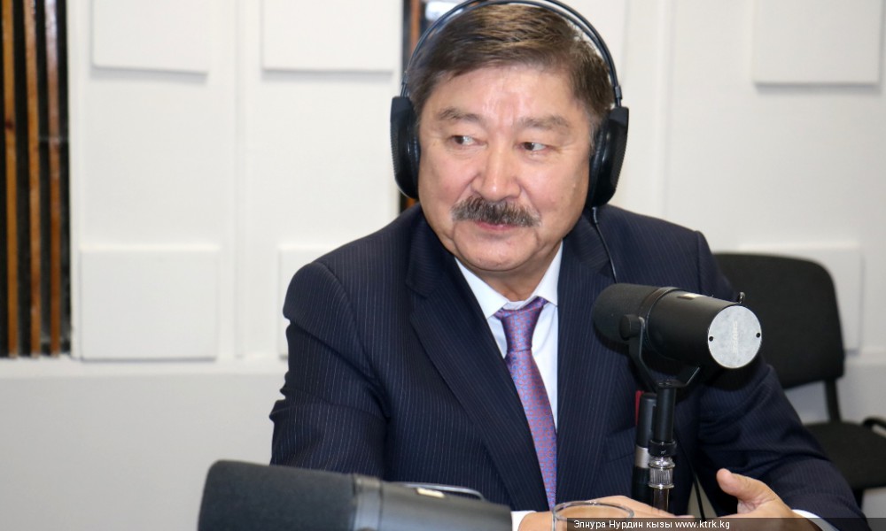 Д. Касеинов: "Түрксой Айтматовдун туулган күнүнө карата сүрөт жыйнагын чыгарат"