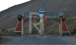 Элдик репортер: өңү кеткен тоо боорундагы желек