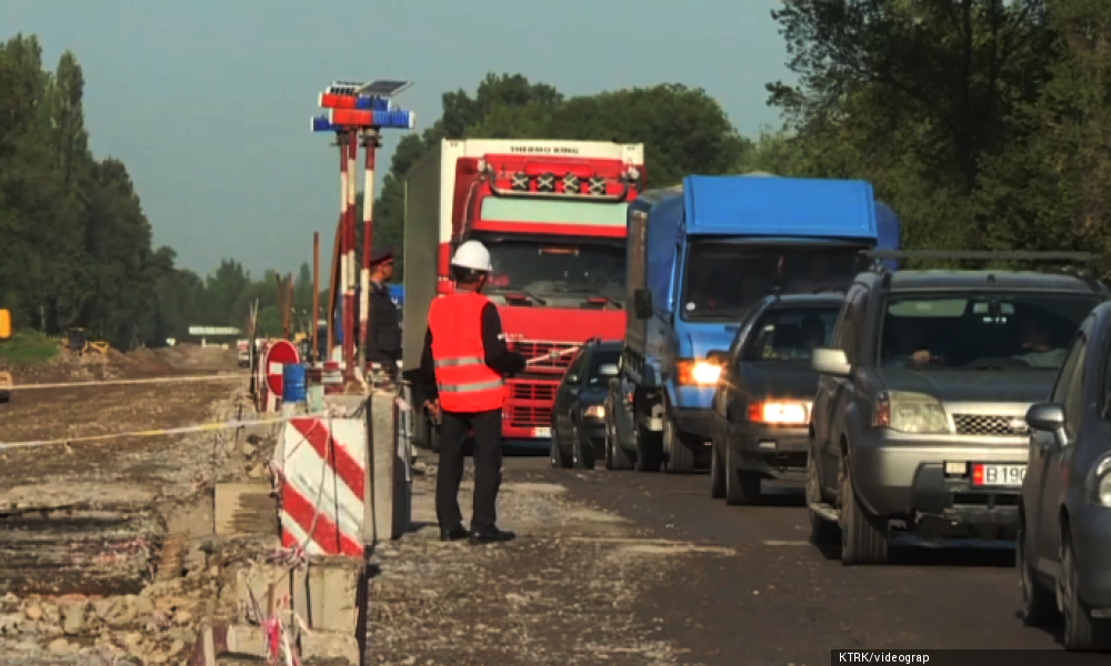 Бүгүн жол чарба кызматкерлеринин күнү 
