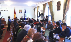 Бишкекте медицина тармагында жүргүзүлүп жаткан өзгөрүүлөр талкууланды