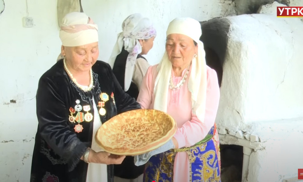 Байыркы жана улуттук азыктардын бири -  Сүттөмөнүн даярдалышы 