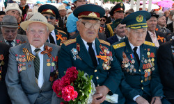 В Кыргызстане ветеранам ВОВ начали выплату единовременных денежных пособий