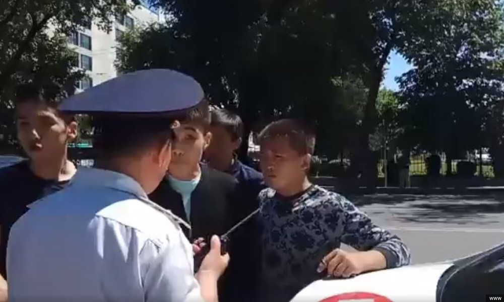В Бишкеке водители протестуют против больших штрафов
