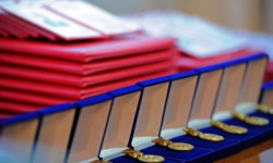 Государственными наградами удостоены около 160 человек