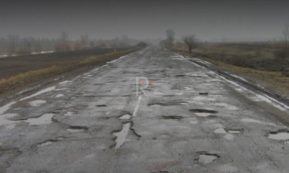Ала-Бука районунда жол азабы көкөйгө тийди...