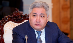 Болот Отунбаев назначен послом Кыргызстана в Канаде