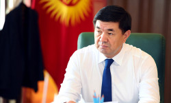 М.Абылгазиев поздравил представителей СМИ с Днем информации и печати