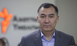 Равшан Жээнбеков водворен в ИВС 