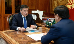 Президент Сооронбай Жээнбеков встретился с Премьер-министром Мухаммедкалыем Абылгазиевым