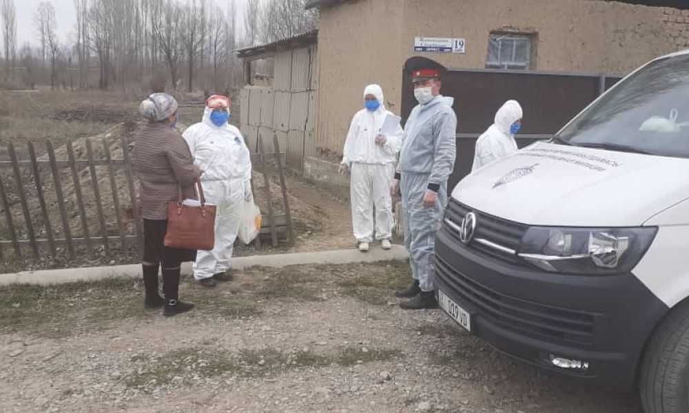 Кара-Буура: айрым жарандардан экинчи ирет коронавируска карата анализ алынды