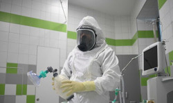 Өткөн суткада 12 медицина кызматкеринде COVID-19 вирусу тастыкталды