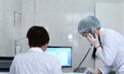 В больницах Бишкека с COVID-19 находятся 305 человек, контактных 650