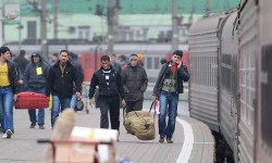 Застрявшим на казахско-российской границе узбекистанцам предложили работу в Самарской области