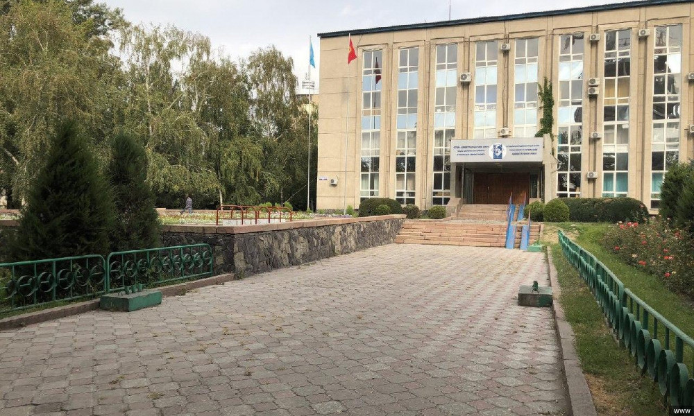 В Бишкеке 5 сотрудников акимиатов заразились коронавирусом - Новости Кыргызстана