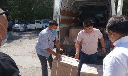 Түркиядагы кыргызстандыктардан 15 даана кычкылтек концентратору келди