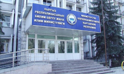 Зачисления абитуриентов в средние профучебные заведения пройдет в два тура