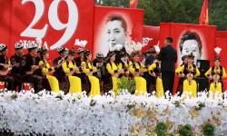 Ош шаарынын борбордук аянтында Эгемендүүлүк күнү белгиленди