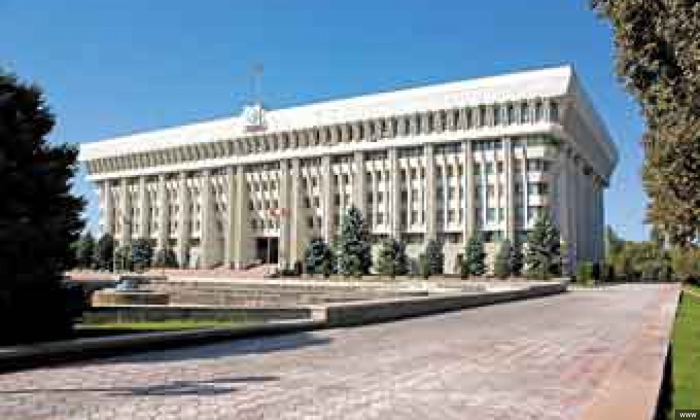 Сегодня парламент официально откроет очередную сессию 