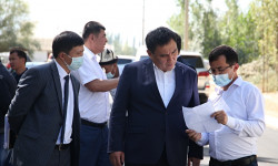 Ош шаарына караштуу Мээркан айылынын жолу алгачкы жолу асфальтталууда