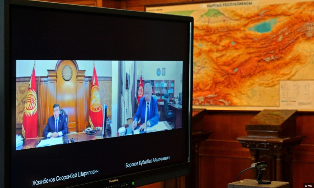 Президент өлкөдөгү үч маанилүү маселе боюнча онлайн кеңешме өткөрдү