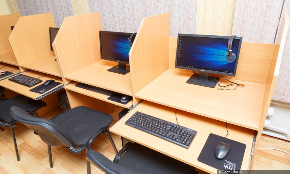 Кыргызстандагы 693 мектеп жогорку ылдамдыктагы интернетке туташтырылууда