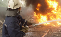 В Токмоке при пожаре в кафе мужчина отравился газом