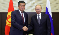 Сооронбай Жээнбеков встретился с Президентом России Владимиром Путиным