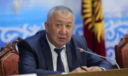 Усилены санитарные меры безопасности в общественных местах, транспорте, точках общепита, - Кубатбек Боронов