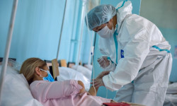 В Кыргызстане за прошедшие сутки зарегистрировано 298 новых случаев COVID-19