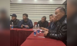 Кворум чогулбай калгандыктан депутаттар азыркы кырдаал боюнча бир пикирге келе алган жок