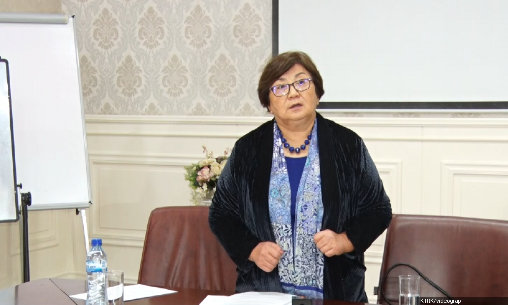Роза Отунбаева саясий күчтөрдү жана коомчулукту ынтымакка чакырат