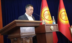 Садыр Жапаровду парламенттеги коалициялык көпчүлүк колдоду 